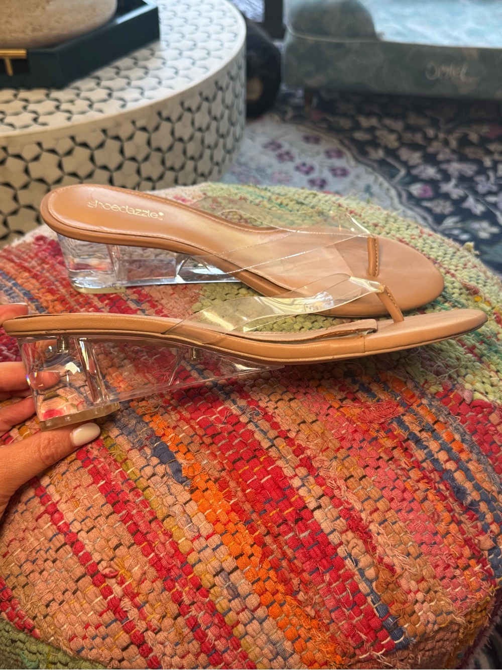 Shoe Dazzle Clear Strap Jelly Nude Flip Flop wedges